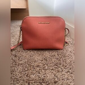 MICHAEL Michael Kors Jet Set Travel Crossbody in Coral